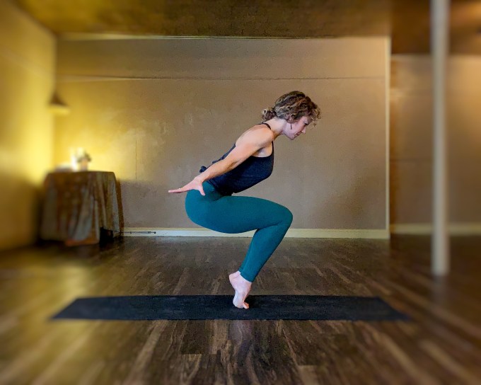 somerjill_floating_chair_utkatasana